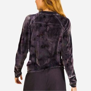Lululemon velour interstellar crew neck like new